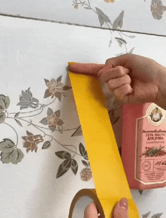 Waterproof 'Mesh Magic Tape' Is Replacing Drills & Screws in Homes